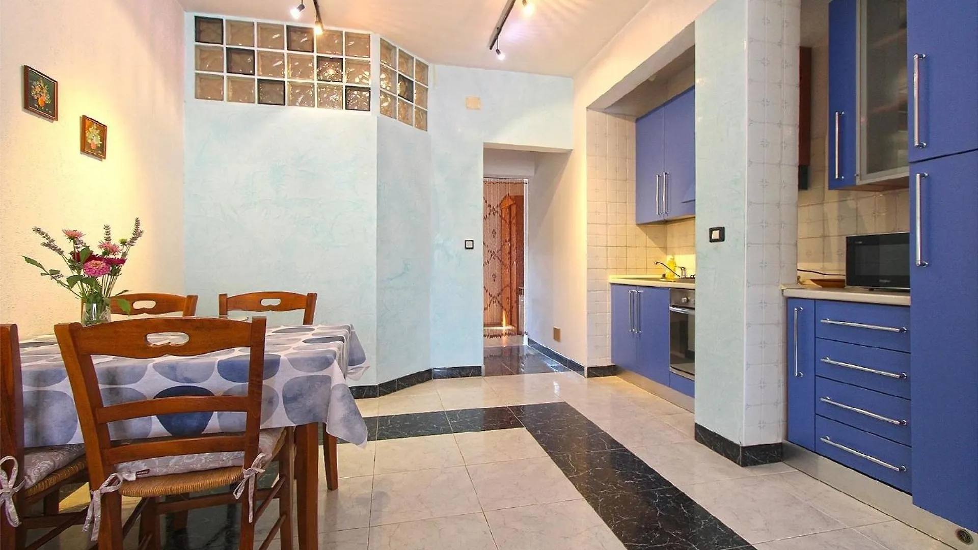 Apartment Ferienwohnung Fuer 4 Personen Ca 46 Qm In Pula, Istrien Istrische Riviera Croatia
